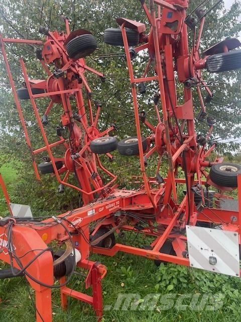 Kuhn GF 10601 TO Raker og høyvendere