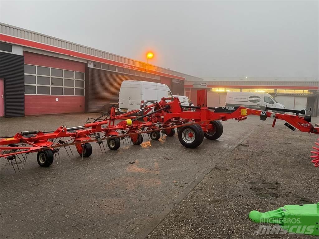 Kuhn GF 13002 Raker og høyvendere