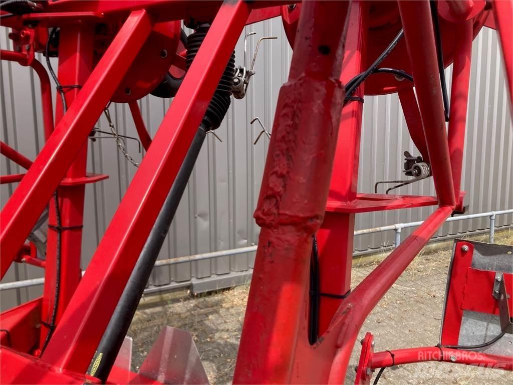 Lely Lotus 1020 Raker og høyvendere