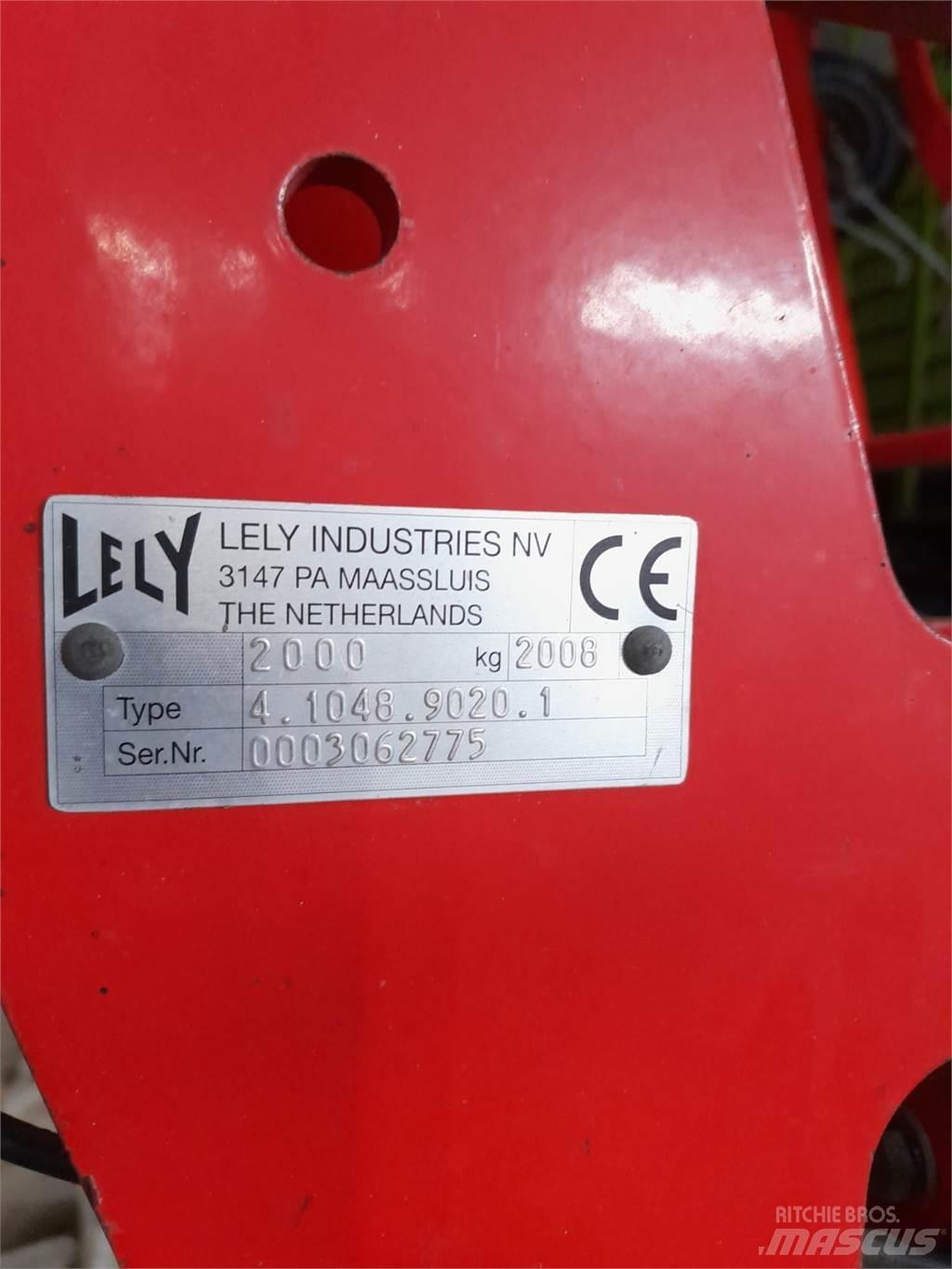 Lely Lotus 900 Raker og høyvendere