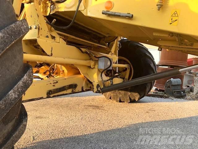 New Holland AL 59 Skurtreskere