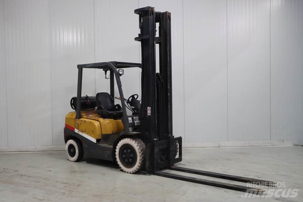 TCM FG30T3 Propan trucker