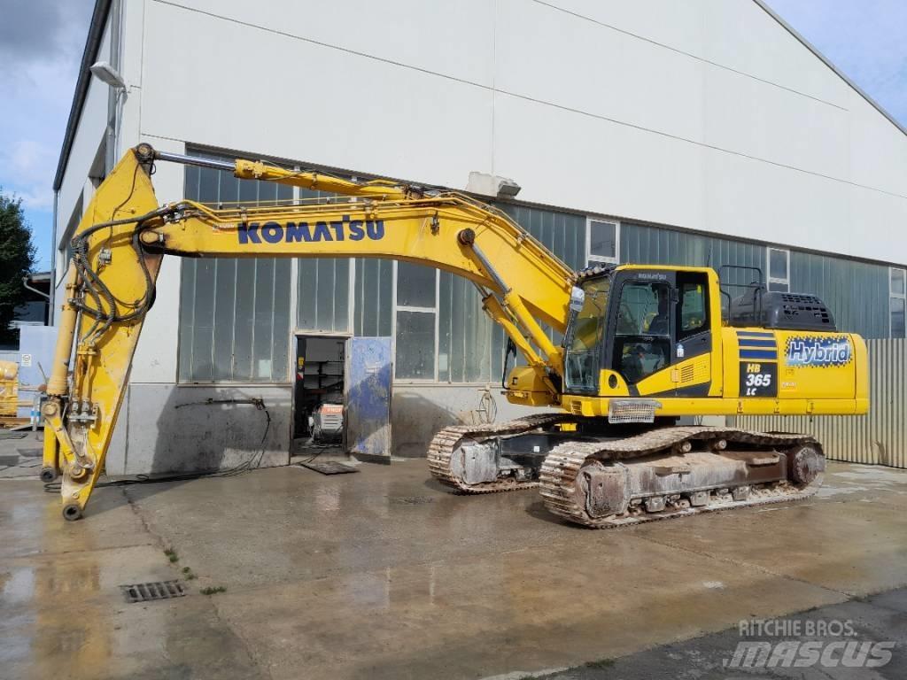 Komatsu HB365 Beltegraver