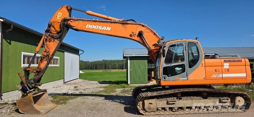 Doosan DX 225 LC Beltegraver
