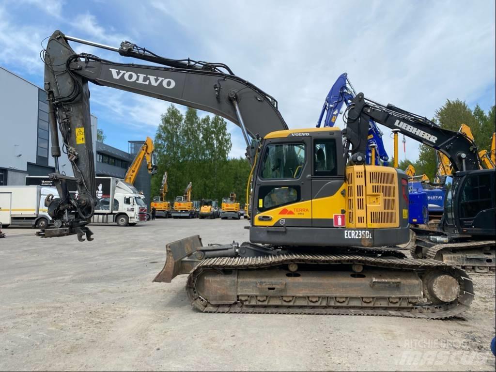 Volvo ECR 235 Beltegraver