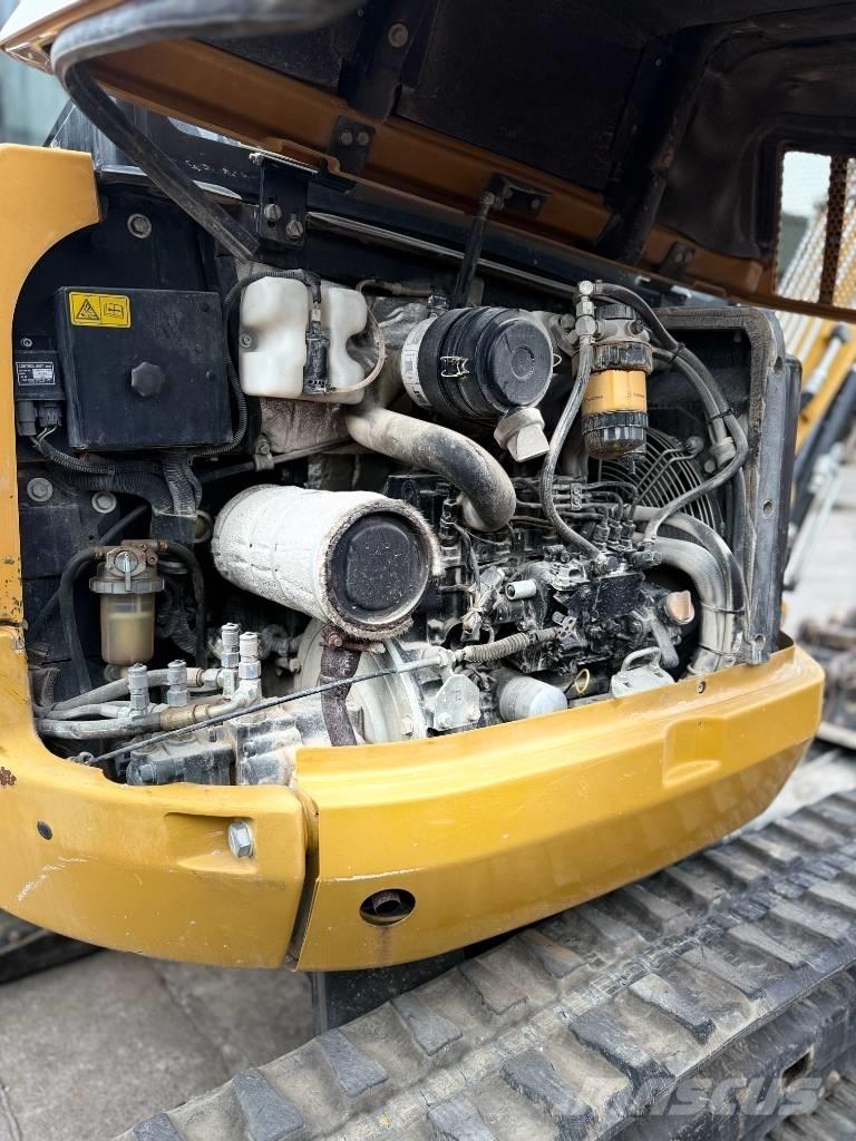 CAT 302.7 D CR Minigravere <7t