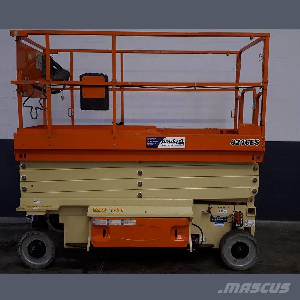 JLG 3246 ES Sakselifter