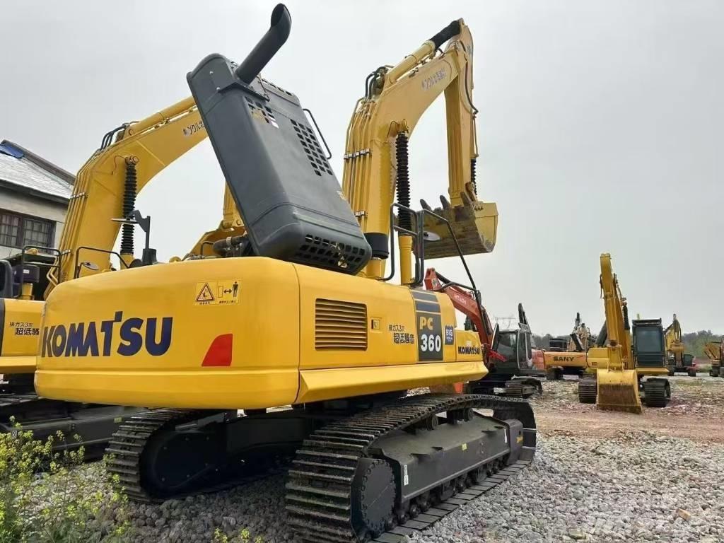 Komatsu 360-8MO Beltegraver