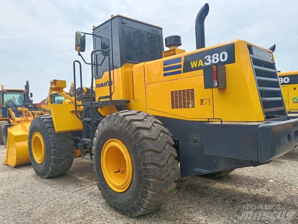 Komatsu WA 380 Hjullastere