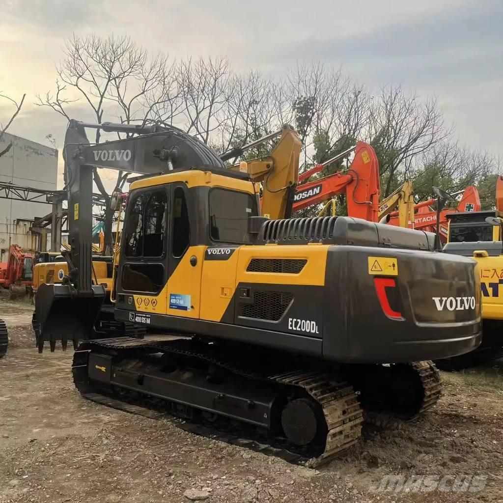 Volvo EC200D Beltegraver
