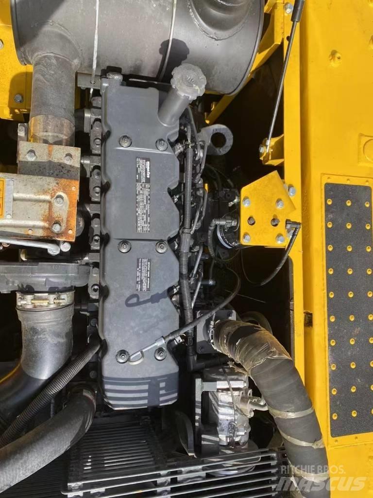 Komatsu 200-8 Beltegraver