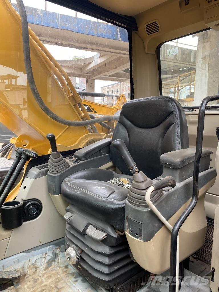 CAT 330 D Beltegraver