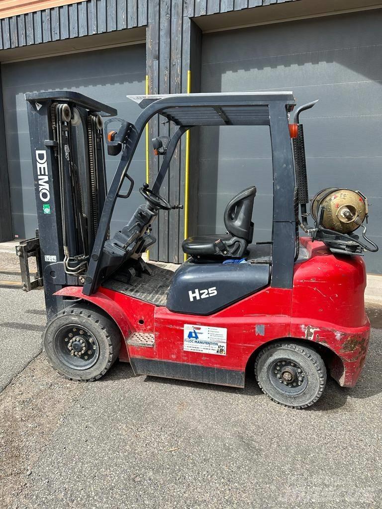  DEMO DM-H 25 VGT Propan trucker