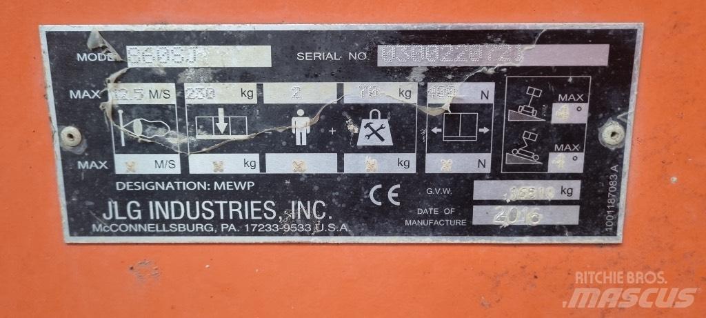 JLG 860 SJ Teleskop bomlifter