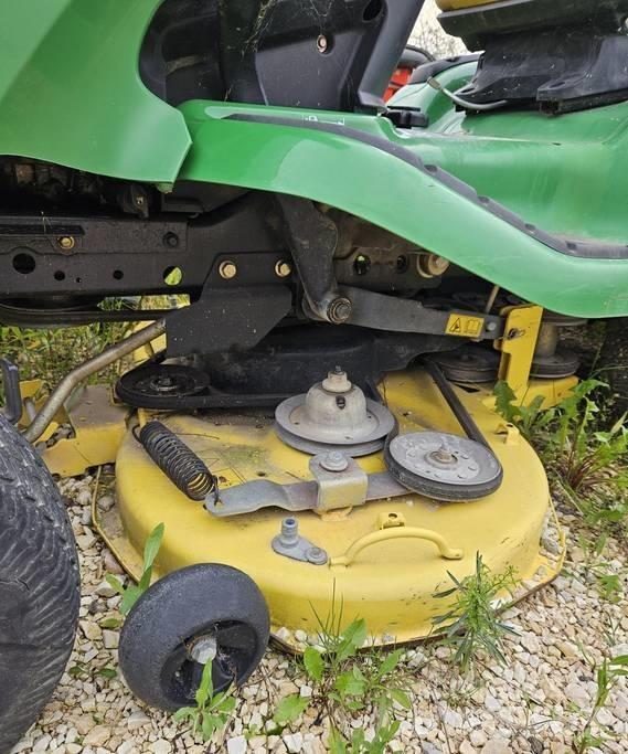 John Deere X 300 R Sitteklippere