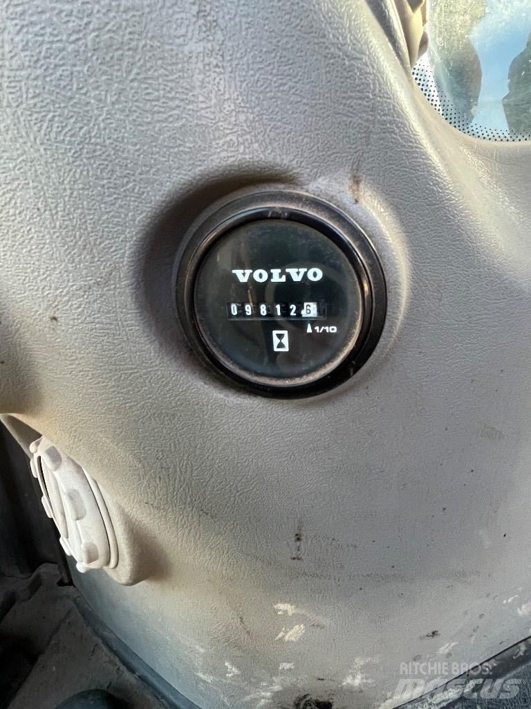 Volvo EC 480 E L Beltegraver