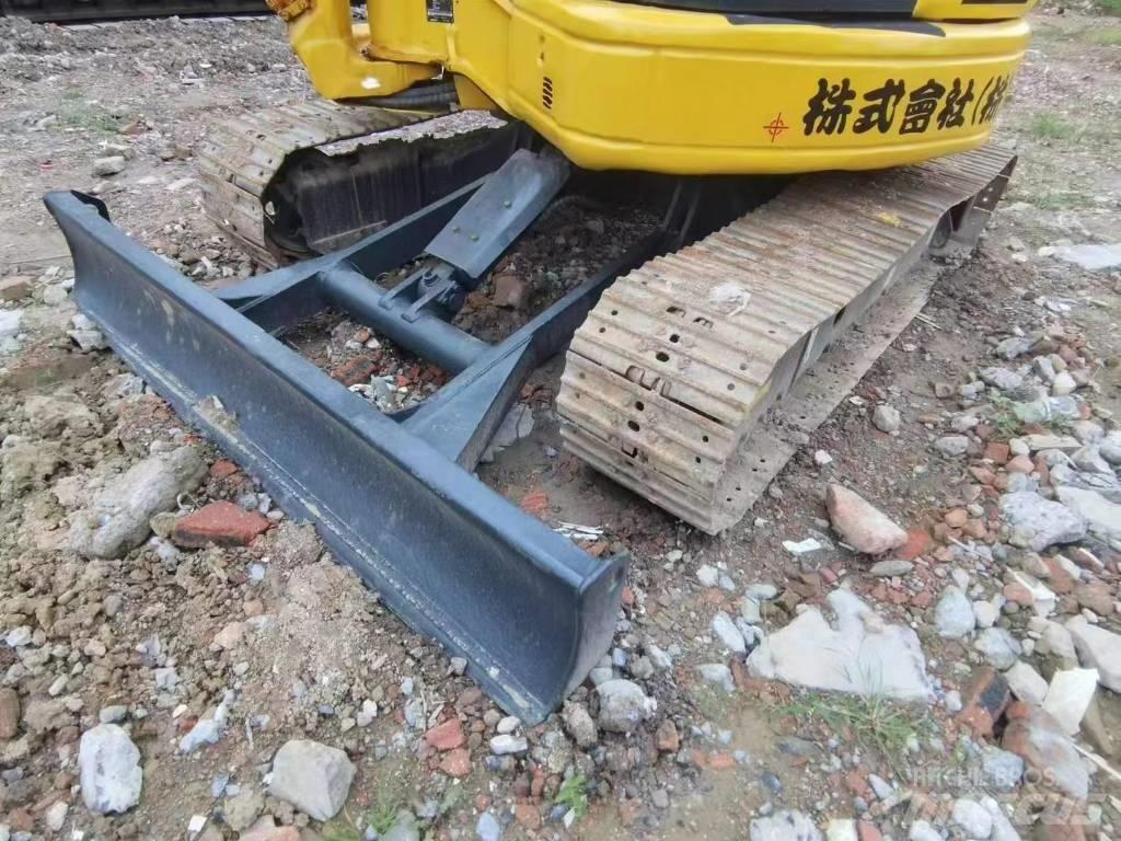 Komatsu PC40 Beltegraver