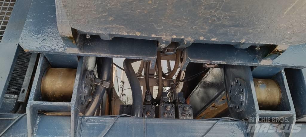 Liebherr LT 1090 Allterreng kraner