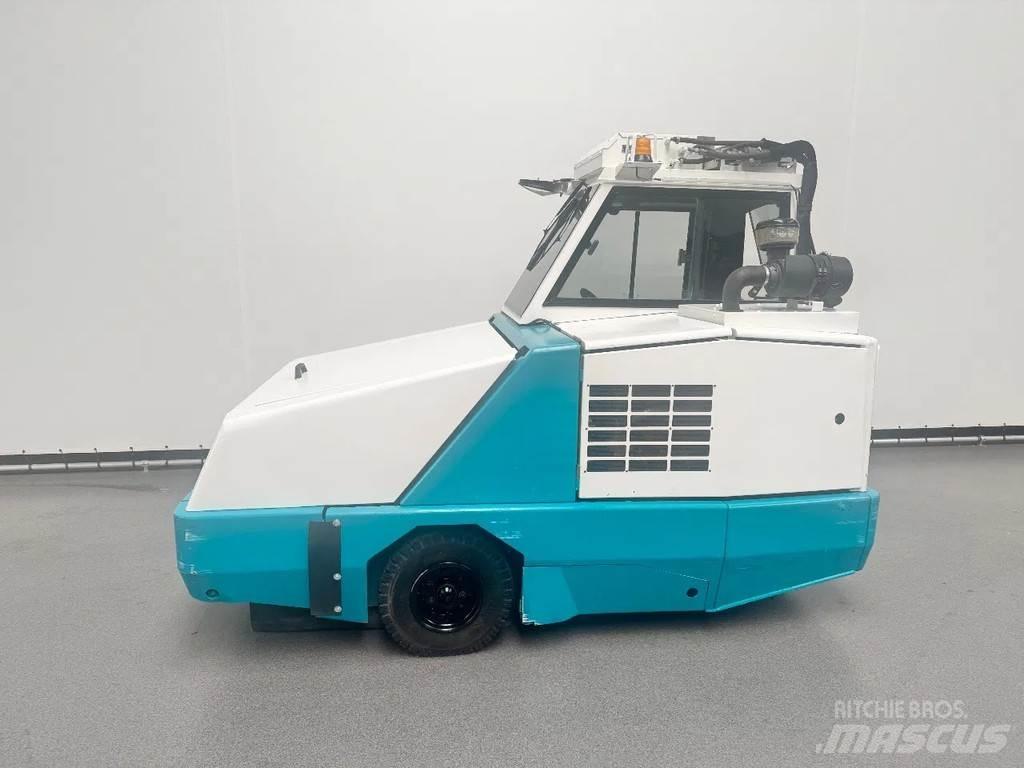 Tennant 800 Feiemaskiner