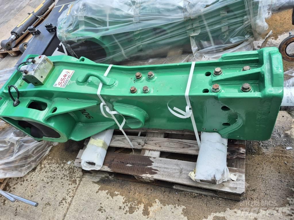 Montabert M 900 Hydrauliske hammere