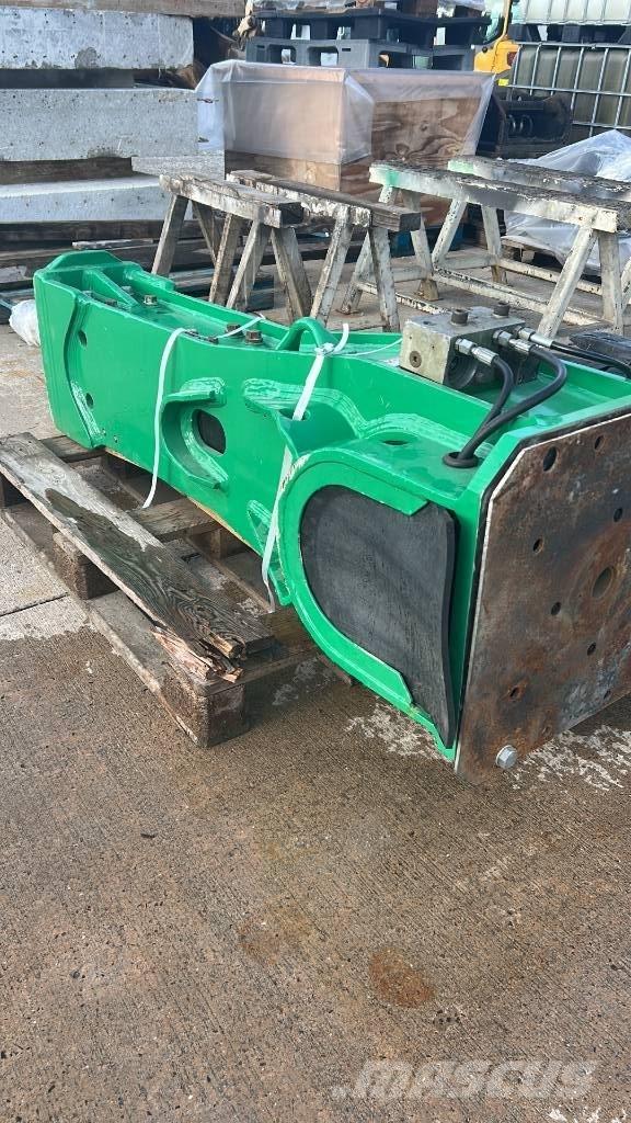Montabert M 900 Hydrauliske hammere