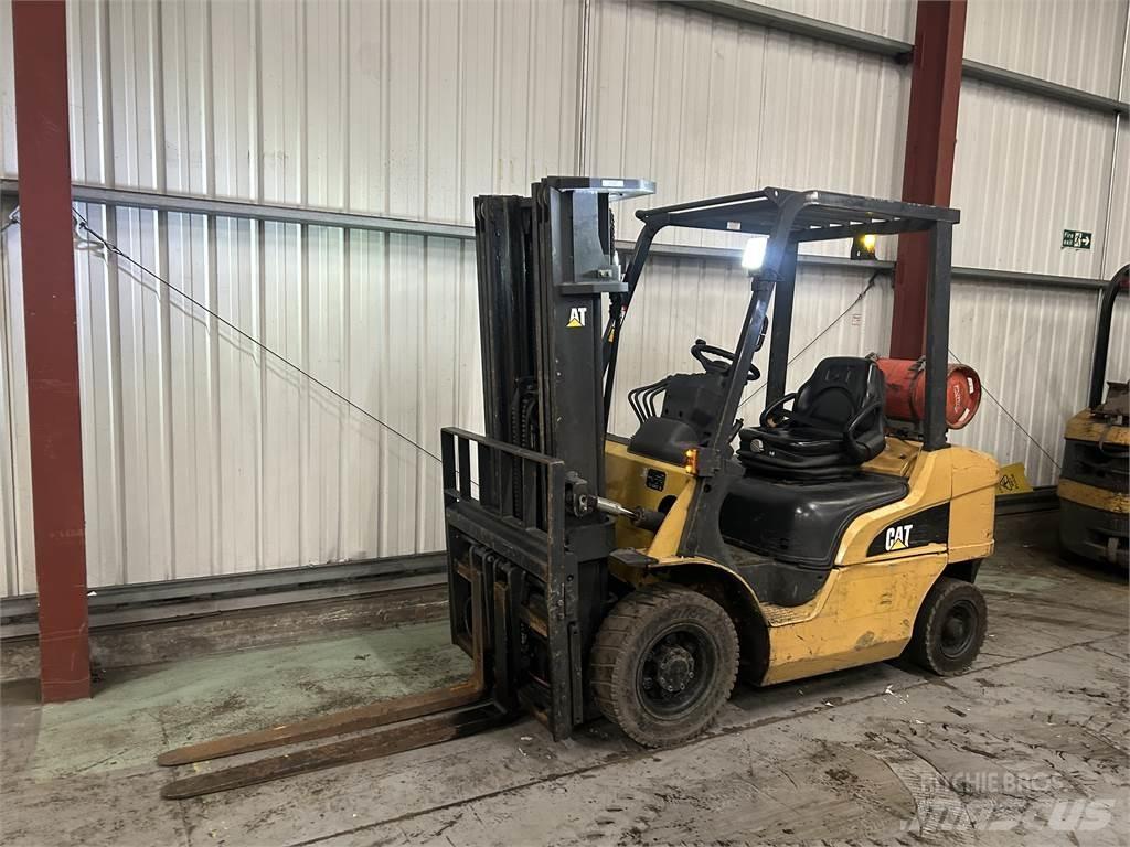 CAT GP25NT Propan trucker