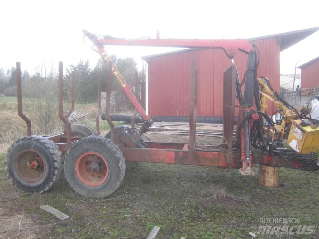 Patu 500 + Metsäkärry Tømmerhengere