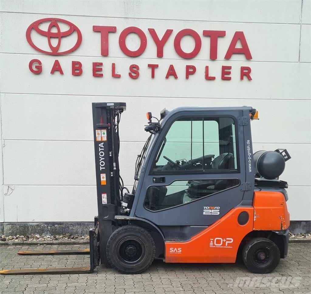 Toyota 02-8FGF25 Propan trucker