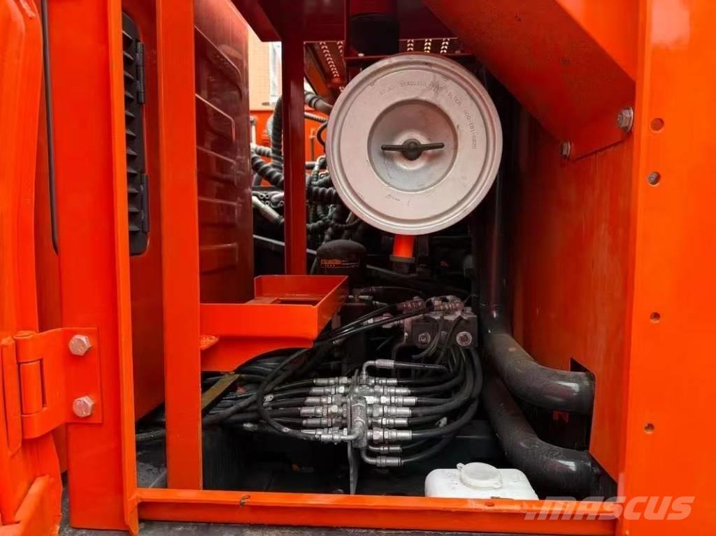 Doosan DX 225 LC Beltegraver