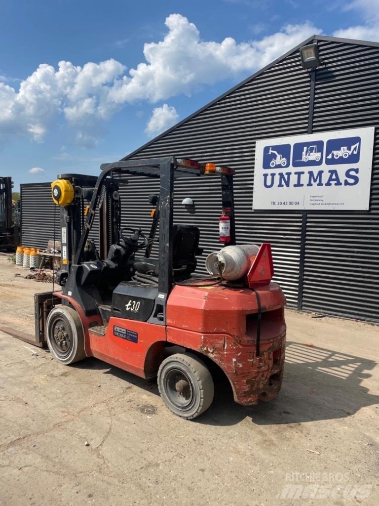 EP FG 25 Propan trucker