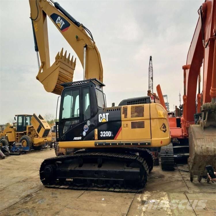 CAT 325 D L Beltegraver