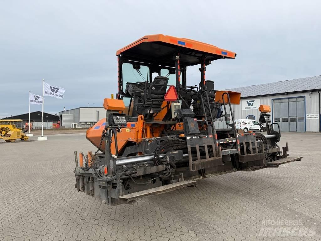 CAT AP 555 E Asfaltutleggere