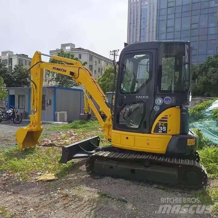 Komatsu PC35MR Beltegraver
