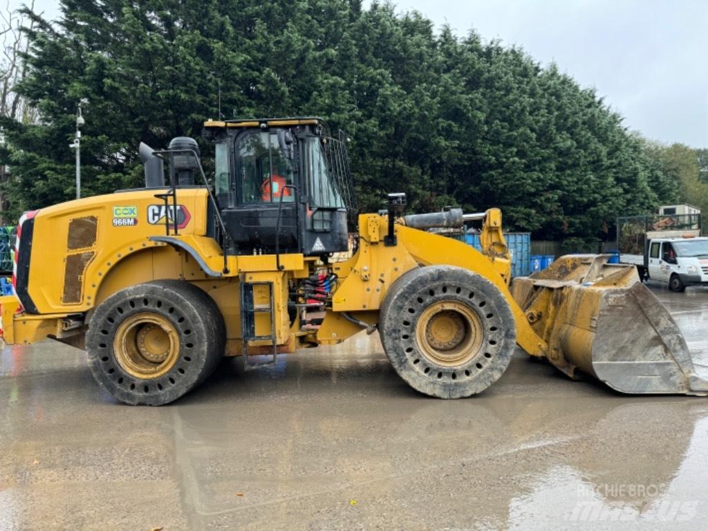 CAT 966 M Hjullastere