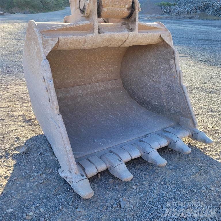 Volvo EC240BLC Beltegraver
