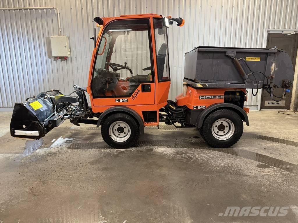 Holder C 240 Redskapsbærere