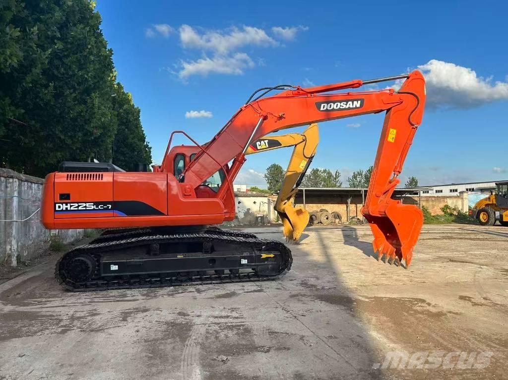 Doosan DH 225 LC-7 Beltegraver