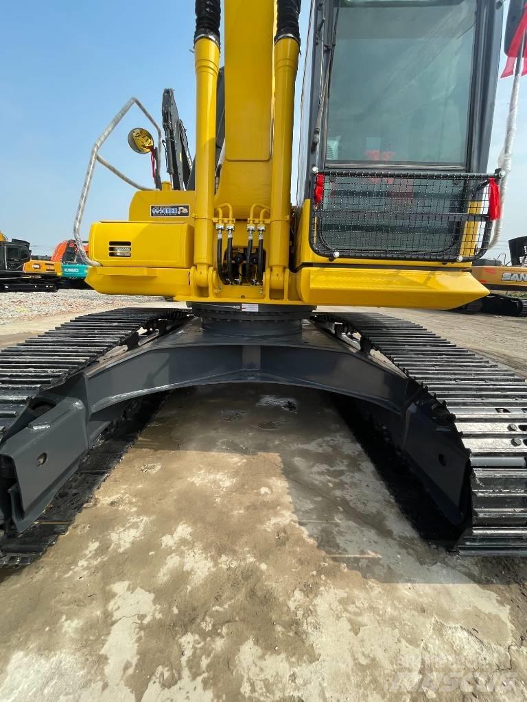 Komatsu PC 220-7 Beltegraver