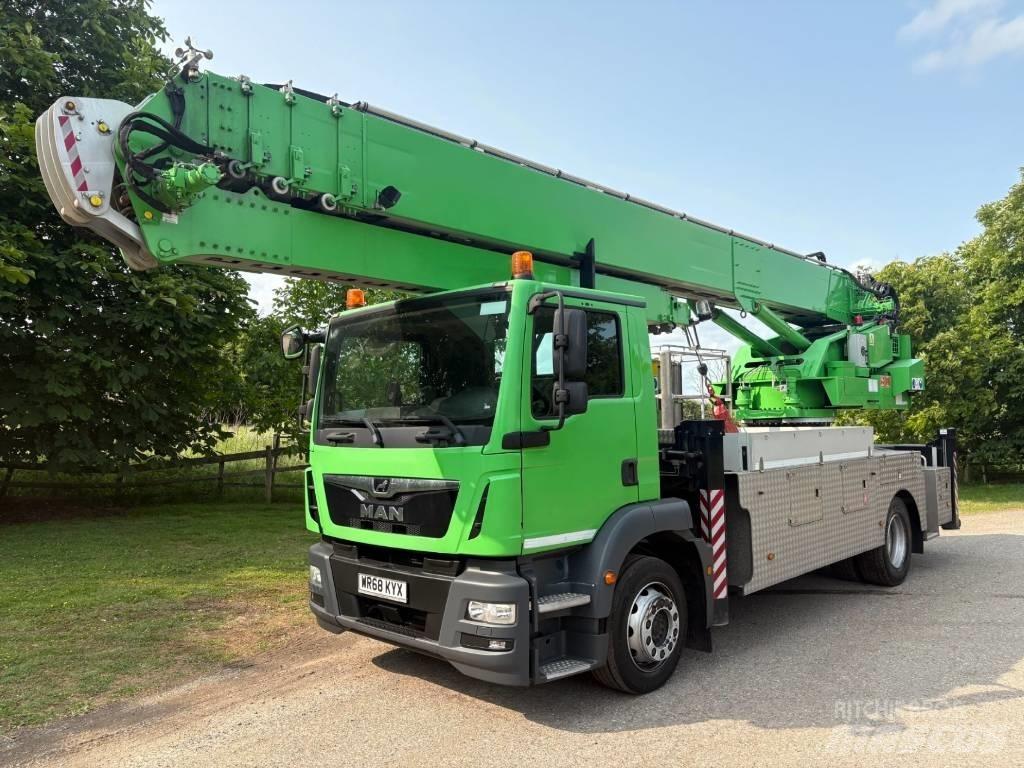 Klaas K950 Allterreng kraner