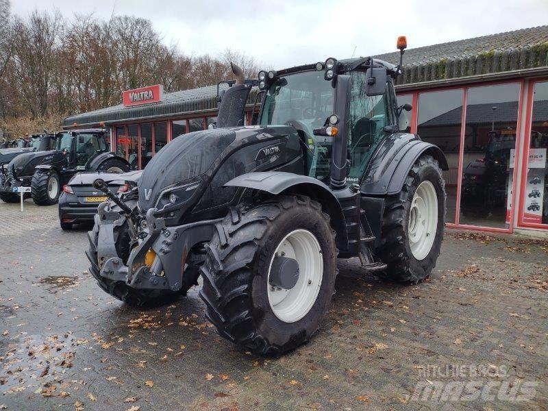 Valtra T 214 D Traktorer