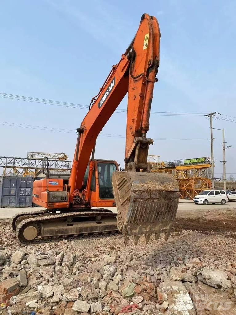 Doosan DX 225 LC Beltegraver