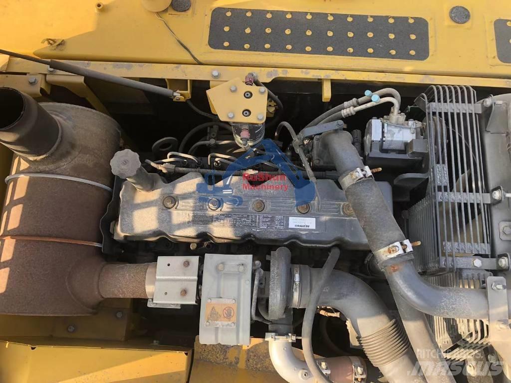 Komatsu PC210LC-8 Beltegraver