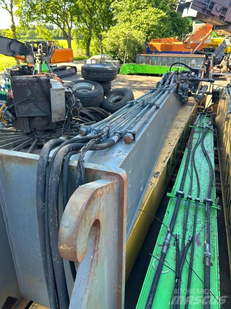 Sennebogen 835 R Gravemaskiner for avfallshåndtering