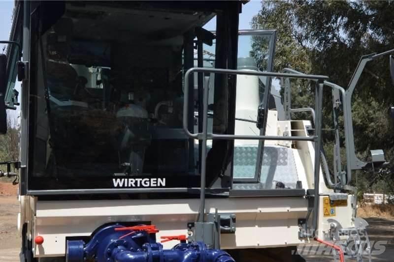 Wirtgen W240 Andre lastebiler