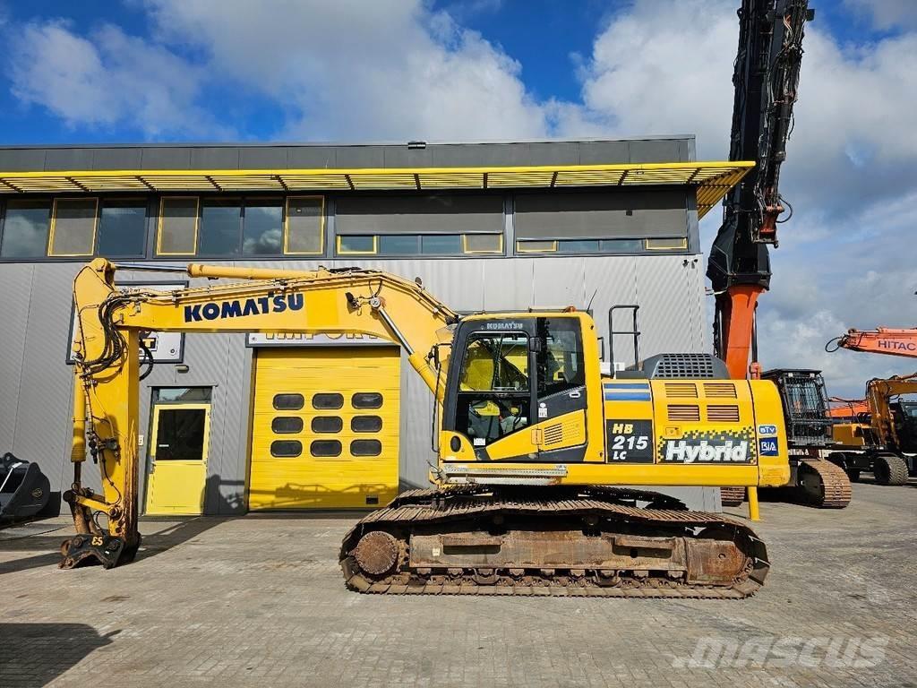 Komatsu HB215LC-2 Beltegraver