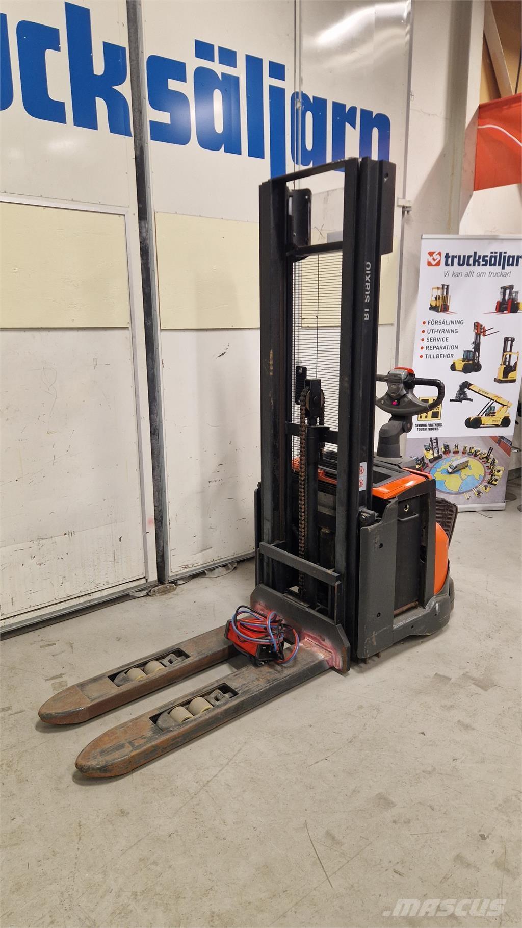 Toyota SWE120L Stablere