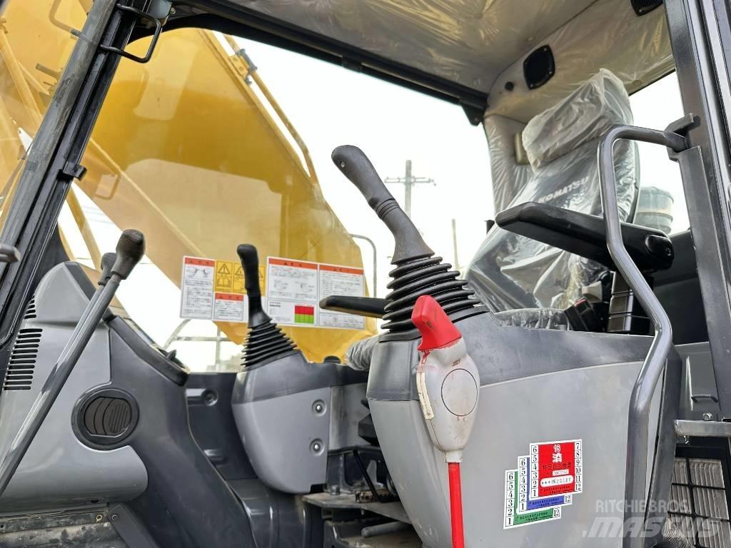 Komatsu PC 200-8 Beltegraver