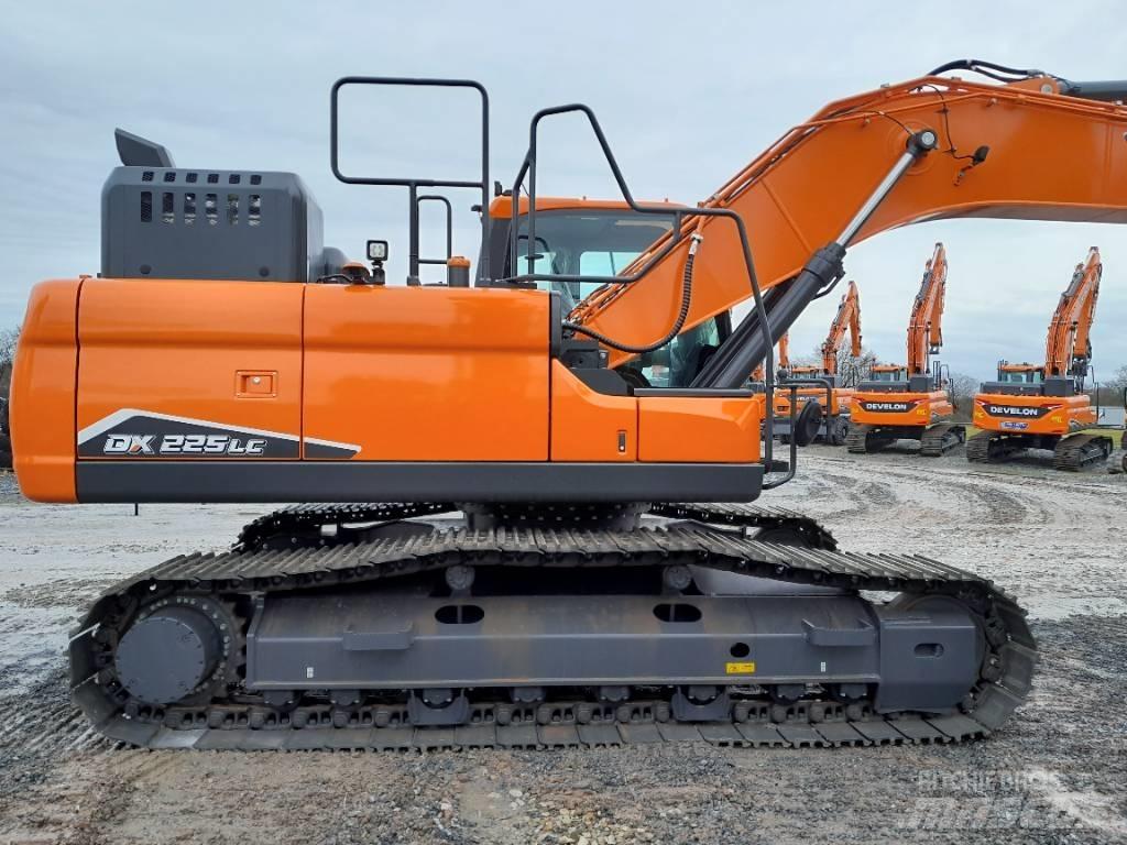 Develon DX 225 LC-7 Beltegraver