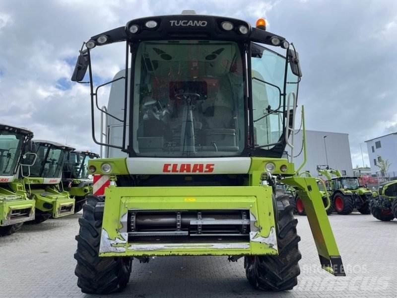 CLAAS Tucano 450 Skurtreskere