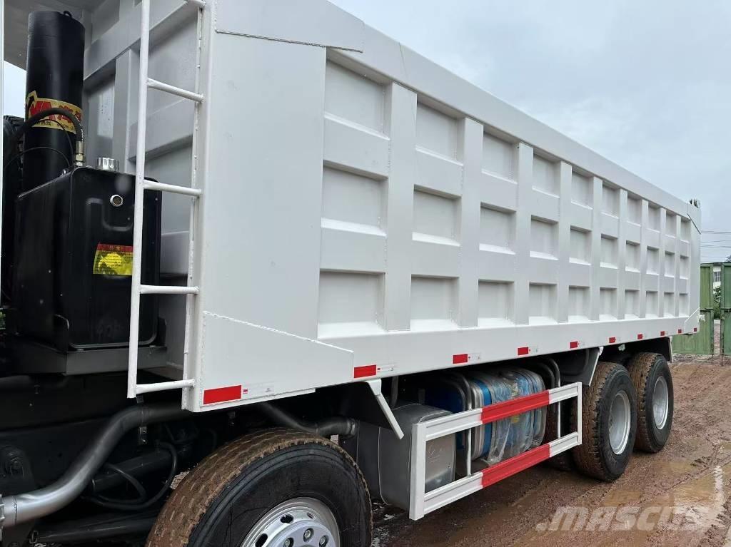 Howo 371hp 8X4 Tippbil